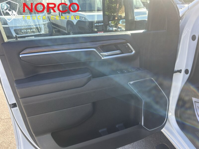 Used 2025 Chevrolet Silverado 2500HD LT Crew Cab Short Bed in Norco, CA 8