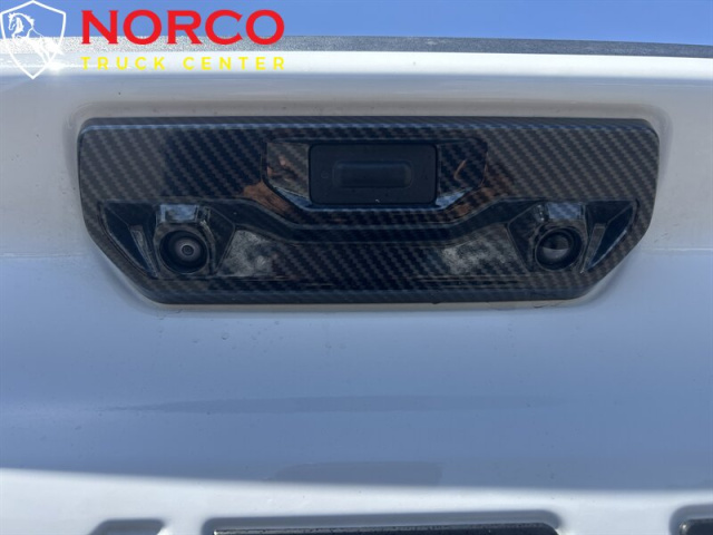 Used 2023 Chevrolet Silverado 1500 C1500 Custom Extended Cab 6.6ft Bed in Norco, CA 13