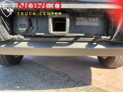 Used 2019 GMC Yukon XL SLT 8 Passenger 4x4 in Norco, CA 9