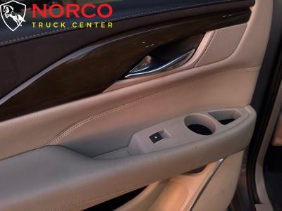 Used 2019 Cadillac Escalade ESV Luxury 7 Passenger in Norco, CA 19