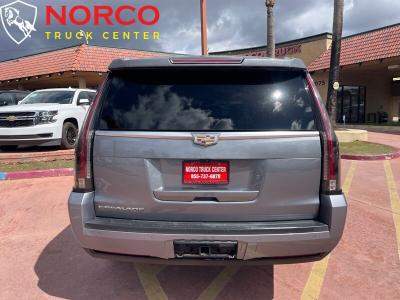 Used 2019 Cadillac Escalade ESV Luxury 7 Passenger in Norco, CA 5