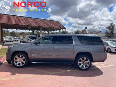 Used 2019 Cadillac Escalade ESV Luxury 7 Passenger in Norco, CA 4