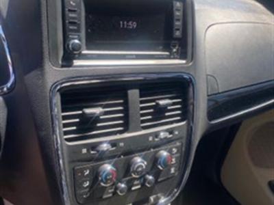 Used 2018 Dodge Grand Caravan SXT in Norco, CA 10