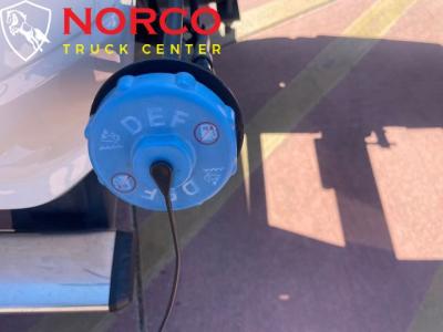 Used 2022 RAM 5500 ,12' cont body   c/c  4x4 in Norco, CA 6