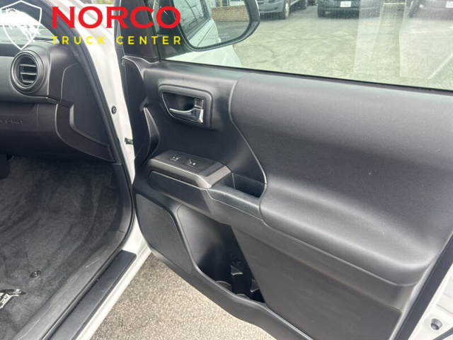 Used 2018 Toyota Tacoma TRD Sport Crew Cab 5' Short Bed in Norco, CA 13
