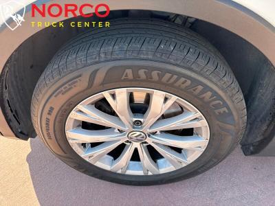 Used 2018 Volkswagen Tiguan 2.0T SE 7 Passenger in Norco, CA 16