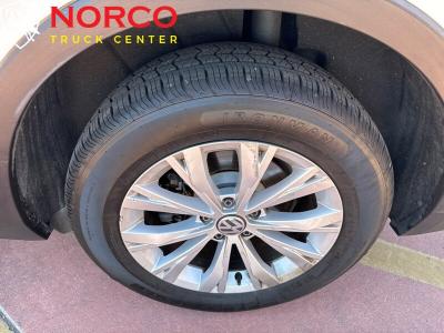 Used 2018 Volkswagen Tiguan 2.0T SE 7 Passenger in Norco, CA 15
