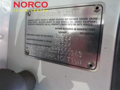 Used 2005 Isuzu NRR 16' Box Truck  ,must sale in Norco, CA 5