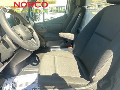 Used 2021 Mercedes-Benz 3500 16' Box in Norco, CA 15