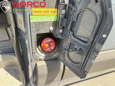 Used 2018 Mercedes-Benz Sprinter Worker 2500 Cargo w/ Shelves in Norco, CA 16
