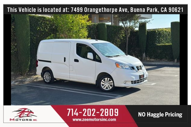 2017 Nissan NV200 SV's photo