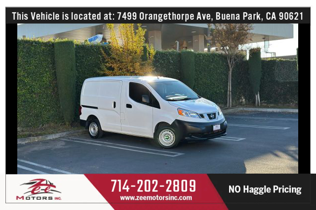 2019 Nissan NV200 S's photo