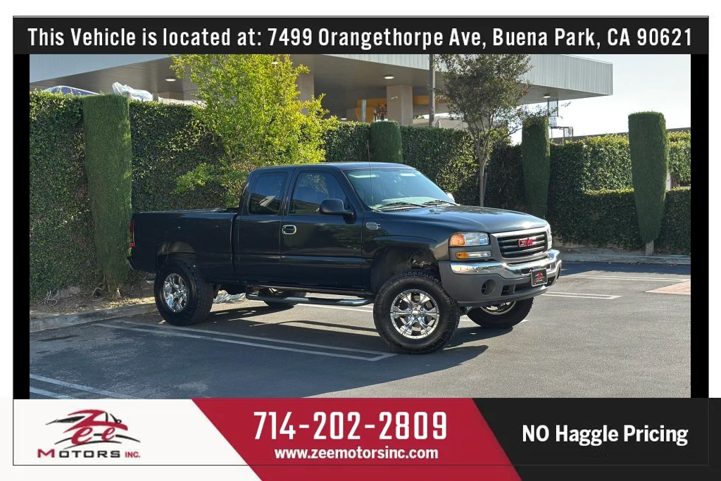 2005 GMC Sierra 2WD Extended Cab 6 1/2-ft Work Truck Pkg's photo
