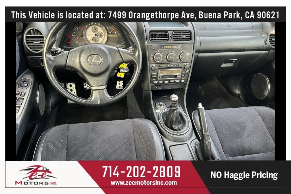 2002 Lexus IS 300 - Photo 8