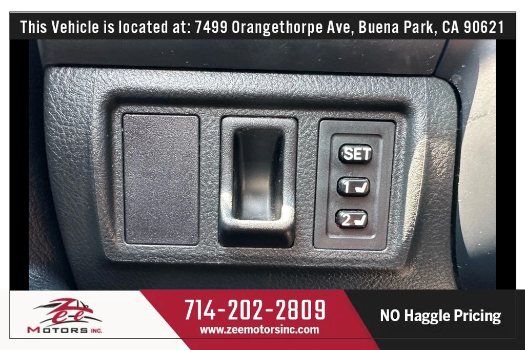 2004 Lexus IS300 Base - Photo 35